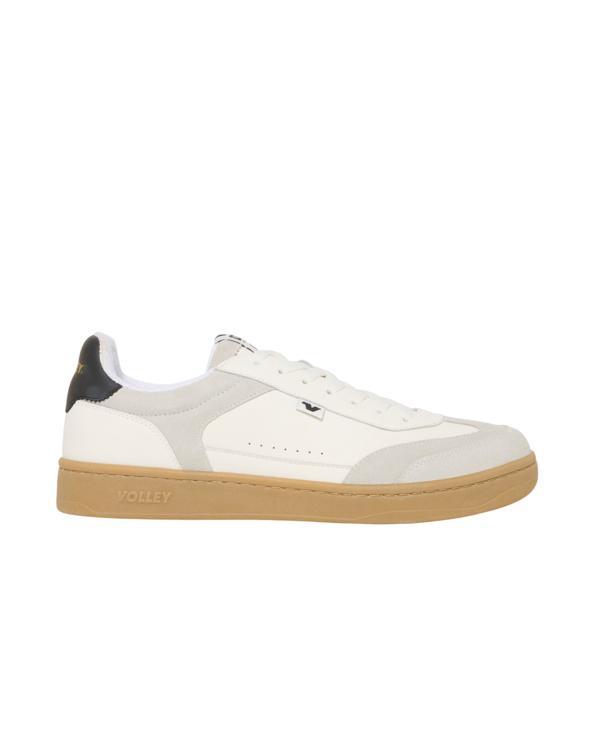 Volley ACE RETRO on a white background