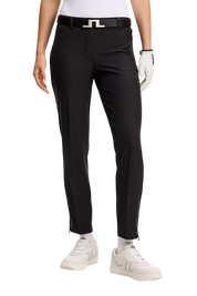 Model wearing J.Lindeberg Pia Pant
