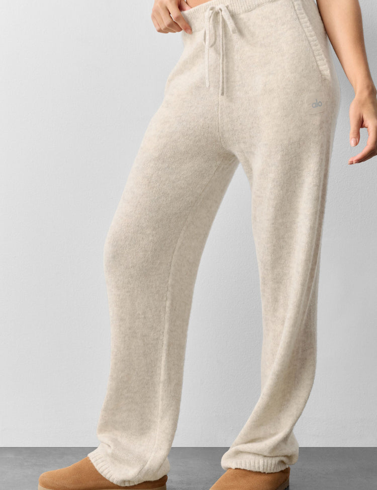 Model wearing Alo Yoga Wool Cashmere New Class Sweatpant in forest