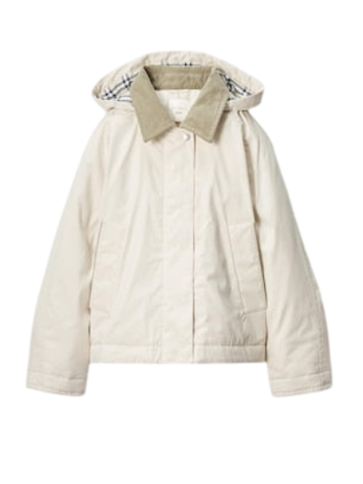 Model wearing Uniqlo JW Anderson PUFFTECH Short Jacket