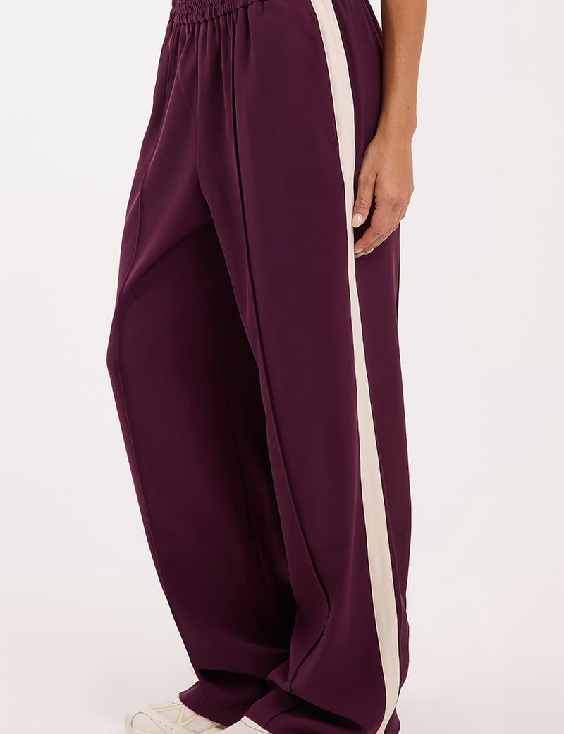 Model wearing Liido Donita Pant