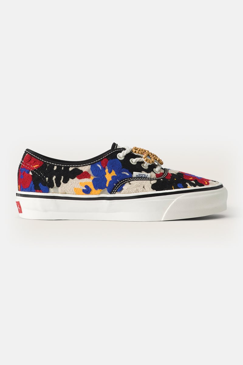 Vans LX Authentic 44 in multicolour on a white background
